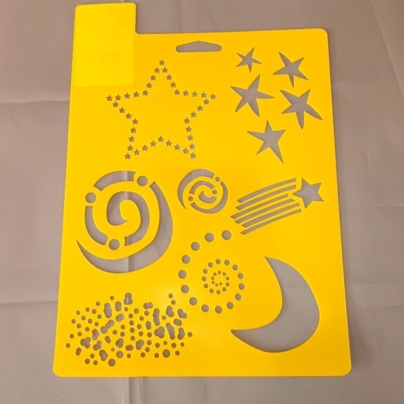 New Delta Stars Moon Stencils Space Crafting Painting Drawing Reusable - Picture 1 of 2